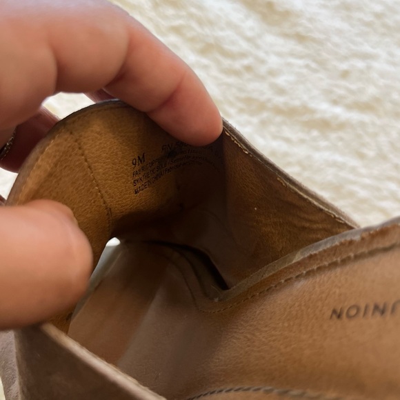 14th and Union Taupe Open Toe Mules 9 - Picture 5 of 5